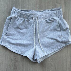 Lululemon - Inner Glow Shorts 3" inseam - Women 8 - Gray